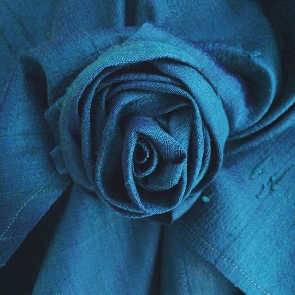 Blue skirt - Picture 2 of 2